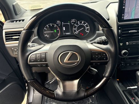 Used 2023 Lexus GX 460 Premium AWD/4WD image 18