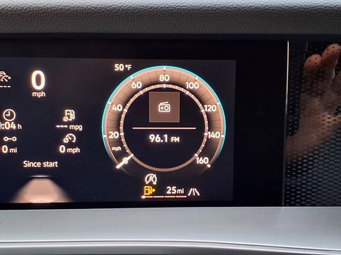 New 2026 Volkswagen Tiguan SE AWD/4WD image 38