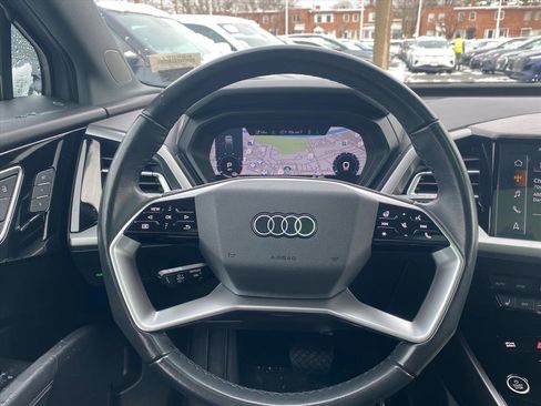 Used 2024 Audi Q4 e-tron Premium Plus w/ Premium Plus image 3