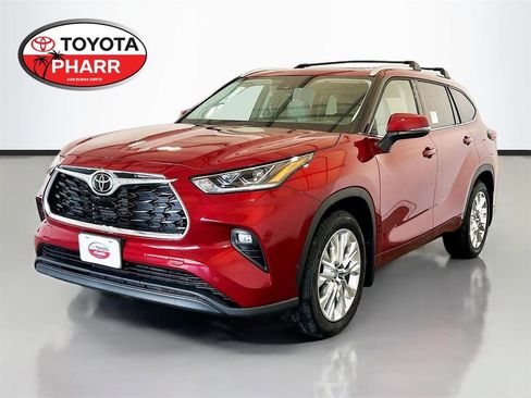 New 2026 Toyota Highlander Limited AWD/4WD image 1