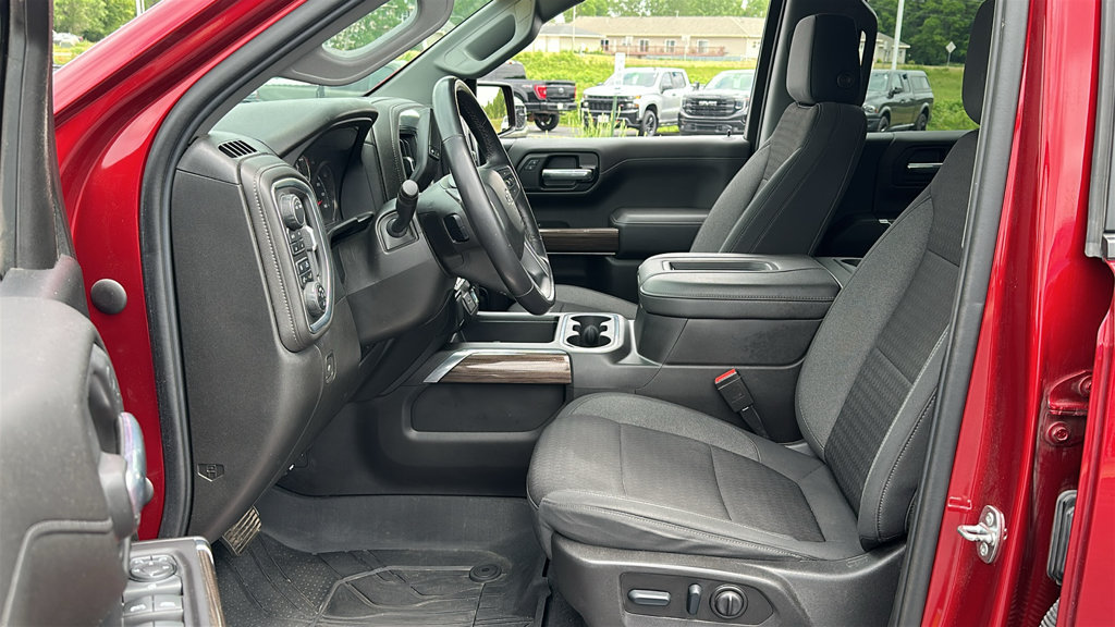Used 2022 Chevrolet Silverado 1500 LT Trail Boss w/ Safety Package AWD/4WD image 17