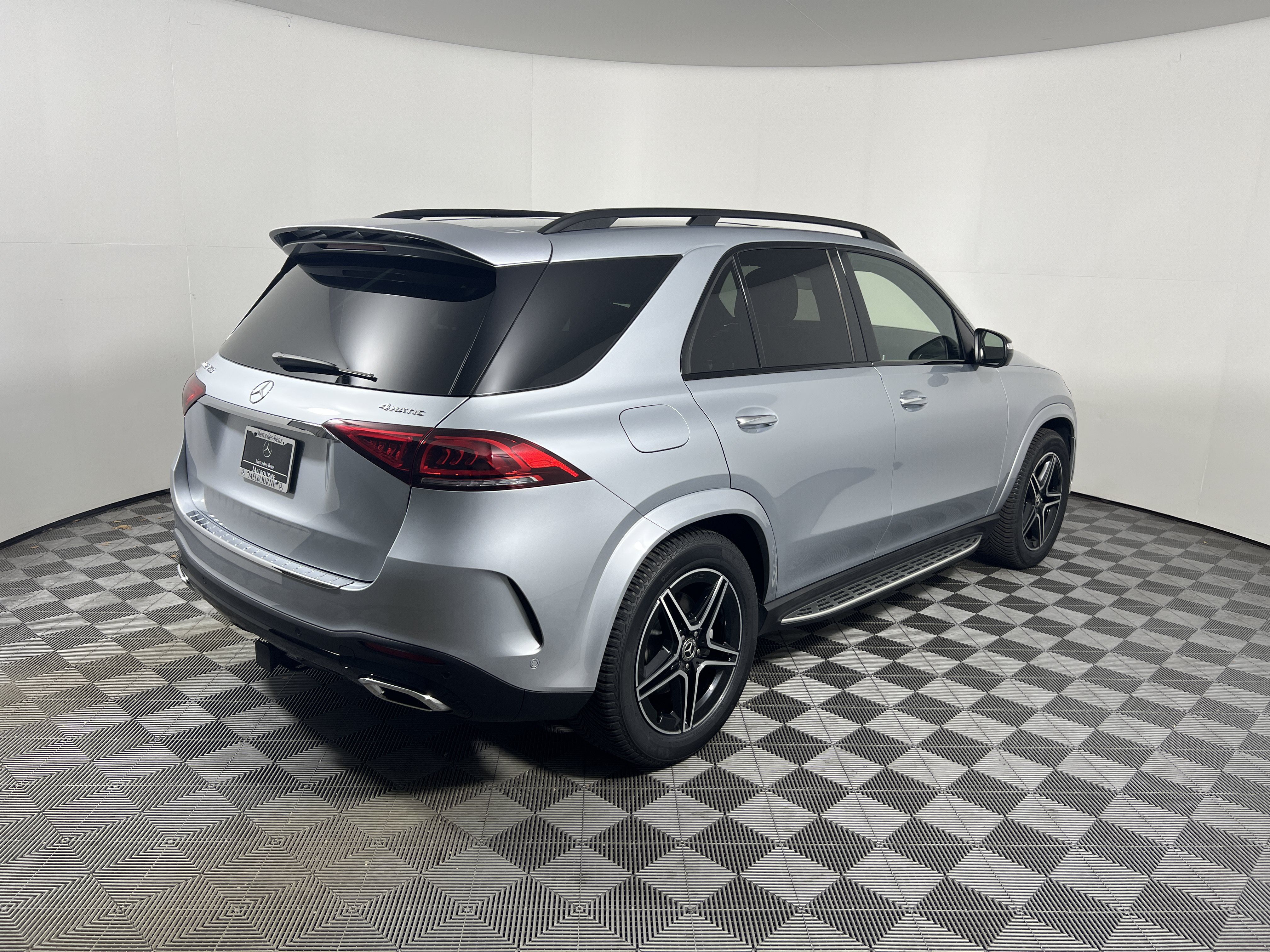 Used 2023 Mercedes-Benz GLE 450 4MATIC image 5