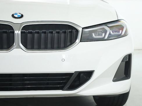 Used 2023 BMW 330i xDrive Sedan w/ Premium Package AWD/4WD image 8