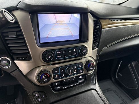 Used 2017 GMC Yukon XL Denali w/ Open Road Package AWD/4WD image 20
