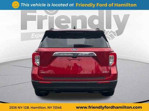 Used 2022 Ford Explorer XLT image 7