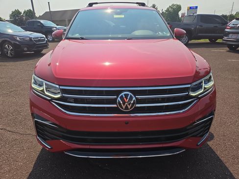 Used 2024 Volkswagen Tiguan SEL R-Line AWD/4WD image 8