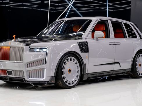 Used 2026 Rolls-Royce Cullinan image 3