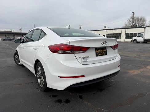 Used 2018 Hyundai Elantra SEL FWD image 28