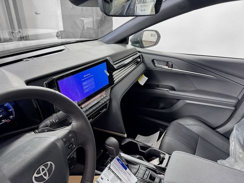 Certified 2026 Toyota Camry XSE AWD/4WD image 5