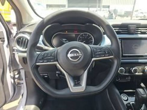 Used 2025 Nissan Versa SV w/ Trunk Package FWD image 3