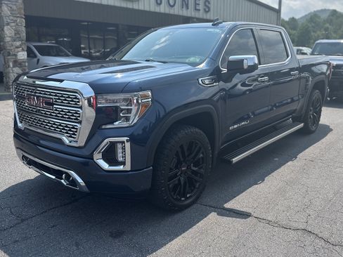 Used 2020 GMC Sierra 1500 Denali w/ Denali Ultimate Package AWD/4WD image 2