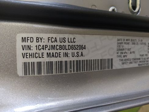 Used 2020 Jeep Cherokee Latitude AWD/4WD image 33