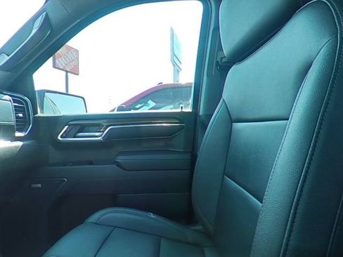 Used 2023 Chevrolet Silverado 1500 LT Trail Boss w/ Convenience Package II image 24