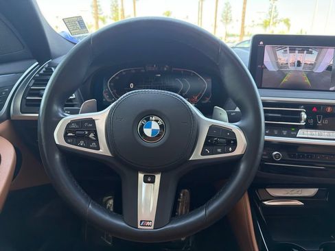 Used 2024 BMW X4 xDrive30i w/ Premium Package AWD/4WD image 18