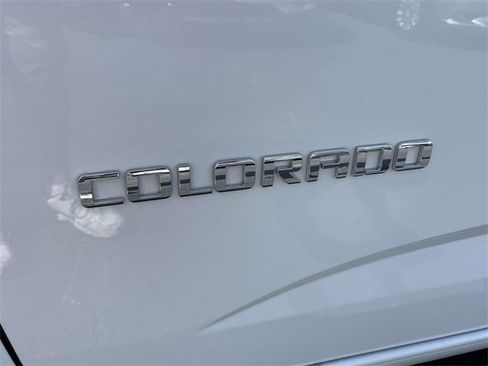 Used 2020 Chevrolet Colorado Z71 image 9