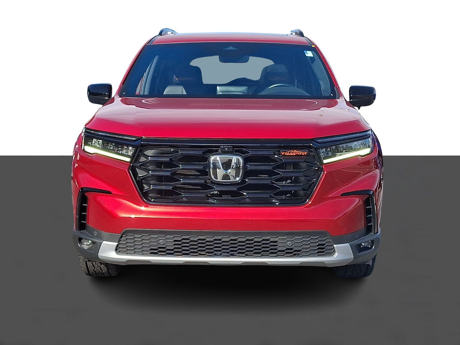 Used 2025 Honda Pilot TrailSport image 2