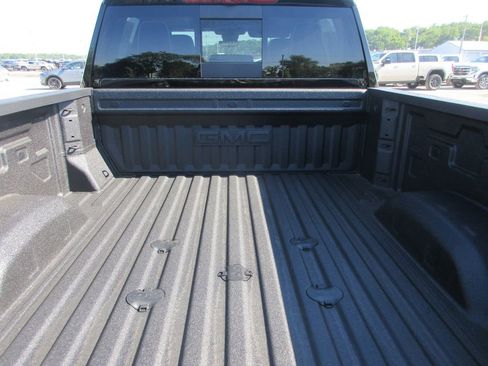 New 2026 GMC Sierra 2500 AT4X AWD/4WD image 7