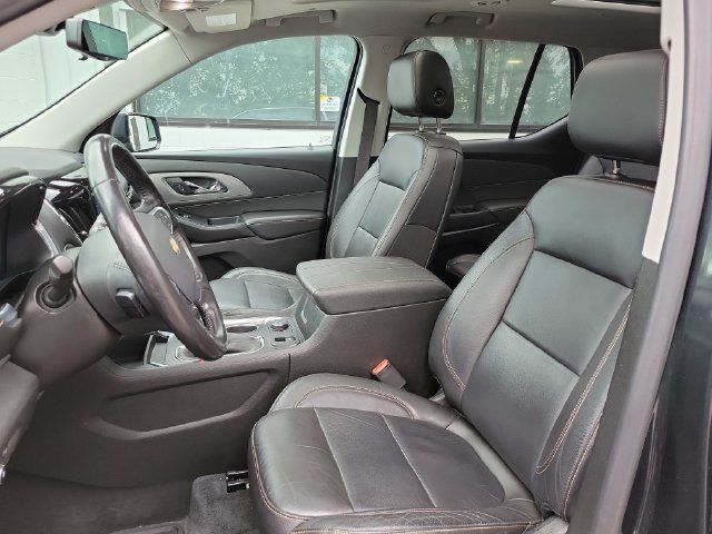 Used 2021 Chevrolet Traverse LT w/ LT Premium Package AWD/4WD image 6
