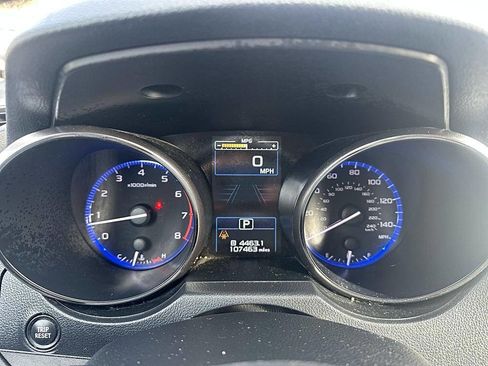 Used 2019 Subaru Outback 2.5i Premium image 11