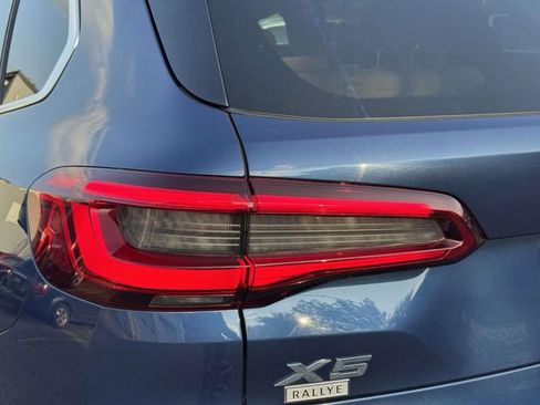 Used 2020 BMW X5 xDrive50i w/ Premium Package AWD/4WD image 15