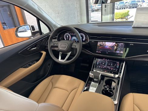 New 2025 Audi Q7 3.0T Premium Plus image 48