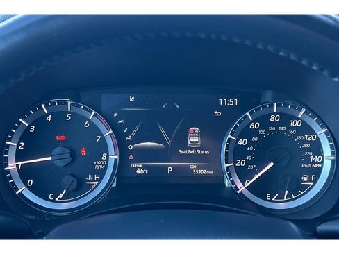 Used 2023 Toyota Highlander XLE FWD image 25