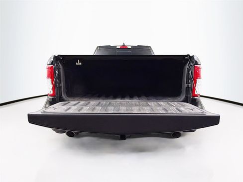 Used 2021 RAM 1500 Big Horn image 23
