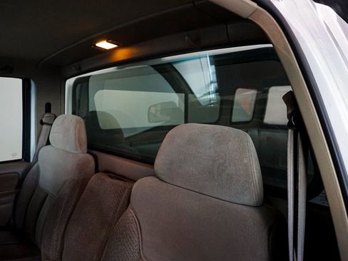 Used 1998 Chevrolet Silverado 1500 4x4 Regular Cab w/ Preferred Equipment Group 2 image 41