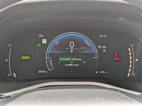 Used 2025 Toyota Camry LE FWD image 19