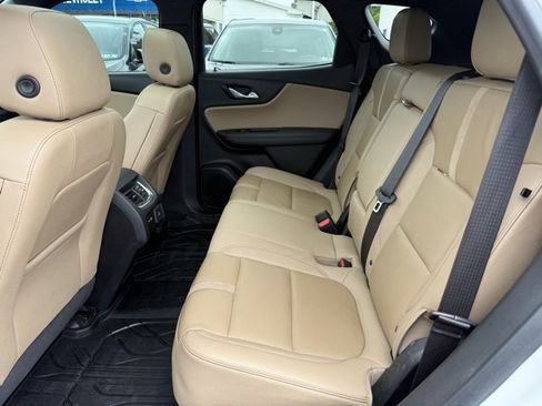 Used 2023 Chevrolet Blazer Premier w/ Enhanced Convenience Package image 15