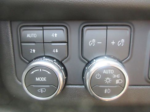 New 2026 GMC Yukon XL Denali image 17