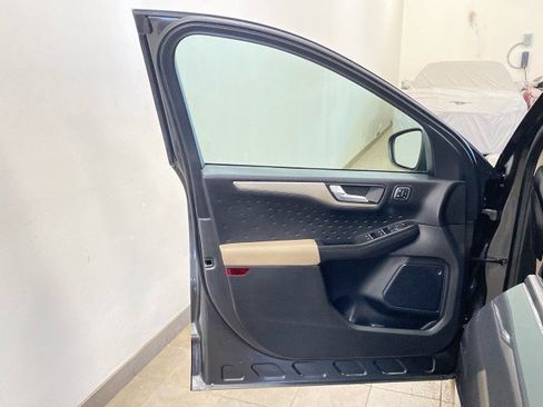 Used 2020 Ford Escape SEL AWD/4WD image 15