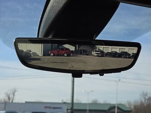 Used 2021 Chevrolet Tahoe Premier w/ Premium Package image 35