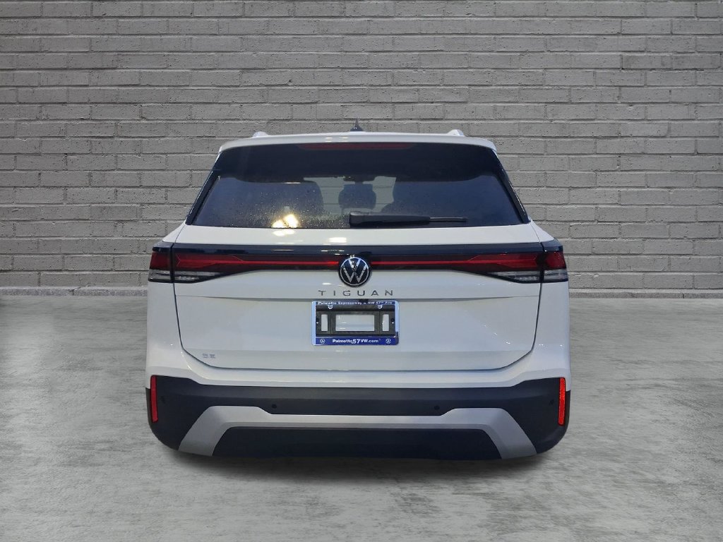 New 2026 Volkswagen Tiguan SE FWD image 4