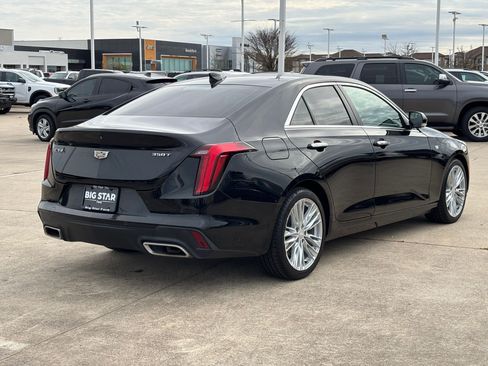 Used 2021 Cadillac CT4 Premium Luxury image 3
