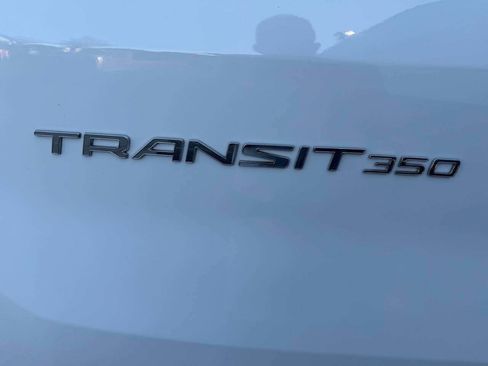 Used 2017 Ford Transit 350 XL image 15