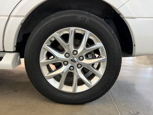 Used 2015 Ford Expedition Limited AWD/4WD image 12