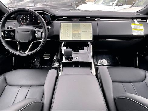 New 2026 Land Rover Range Rover Sport Dynamic SE AWD/4WD image 6