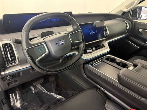 Certified 2025 Ford Expedition Max Platinum AWD/4WD image 20