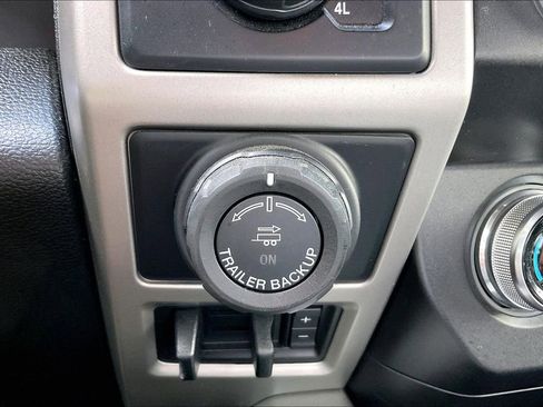 Used 2020 Ford F150 Lariat w/ Equipment Group 502A Luxury AWD/4WD image 26