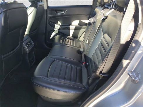 Used 2023 Ford Edge SEL image 19