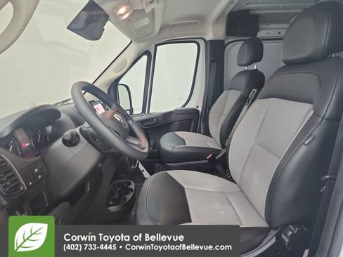 Used 2025 RAM ProMaster 2500 w/ Convenience Group FWD image 19