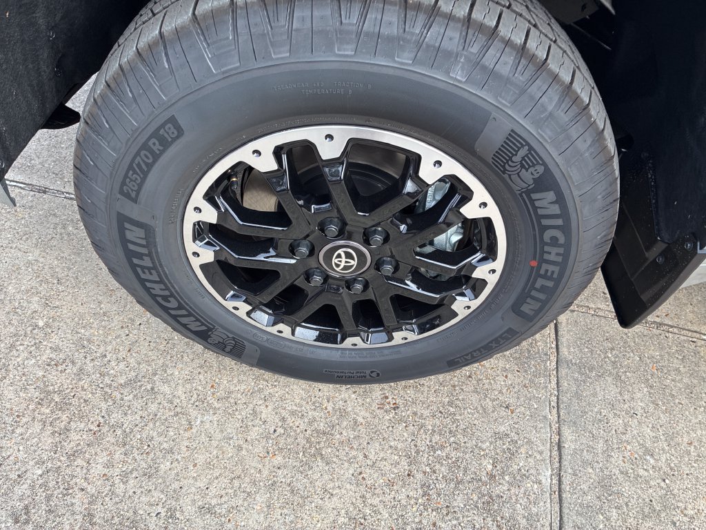 New 2026 Toyota Tundra SR5 AWD/4WD image 31