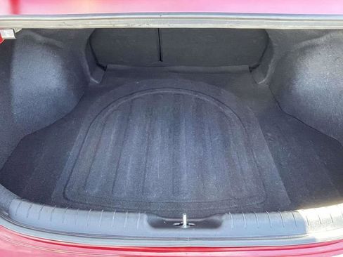 Used 2025 Hyundai Elantra SEL image 9