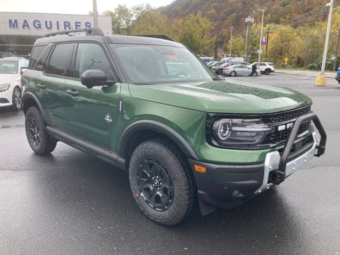 New 2025 Ford Bronco Sport Outer Banks w/ Sasquatch Outer Banks Package image 3