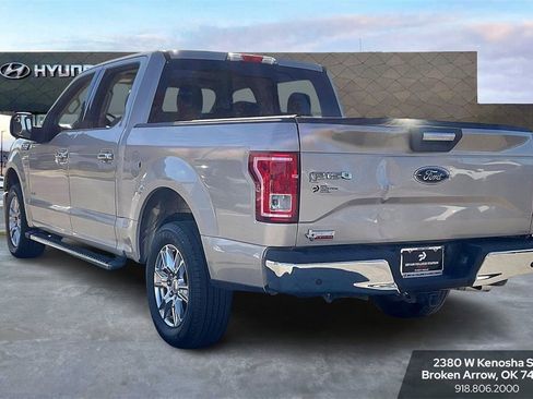 Used 2017 Ford F150 XLT w/ Equipment Group 302A Luxury image 7