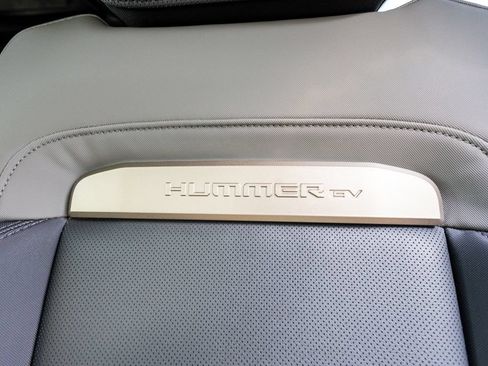Used 2025 GMC Hummer EV 2X w/ Extreme Off-Road Package AWD/4WD image 43