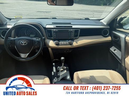 Used 2013 Toyota RAV4 XLE AWD/4WD image 12