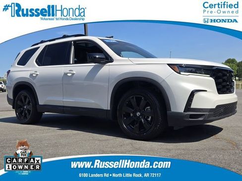 Certified 2025 Honda Pilot Black Edition image 1