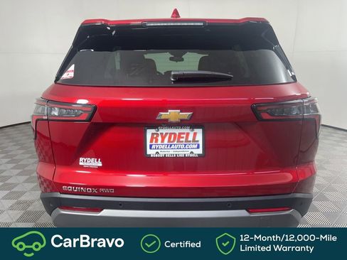 Used 2026 Chevrolet Equinox LT w/ Convenience Package II AWD/4WD image 5